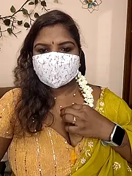 Snapshot of Archana_achu143 chatting on April 30, 9:59 am Archana achu143 online show from April 30, 9:59 am