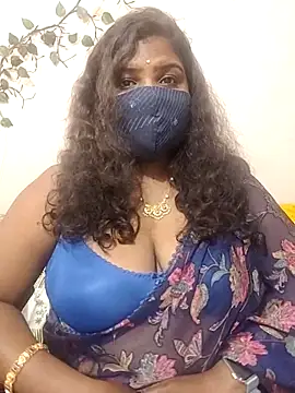 Snapshot of Archana_achu143 chatting on May 1, 8:46 pm Archana achu143 online show from May 1, 8:46 pm