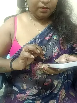 Snapshot of Archana_achu143 chatting on May 21, 2:46 pm Archana achu143 online show from May 21, 2:46 pm
