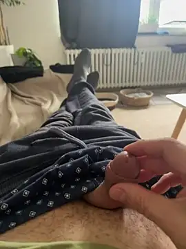 ManuelCervantes1972 online show from February 24, 12:14 pm