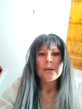 Lyonette reading1 online show from February 5, 2:11 pm