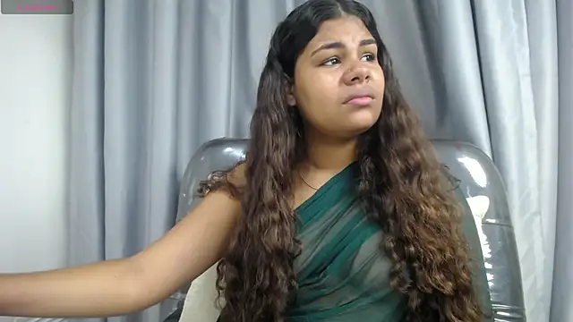 yaazhinii online show from June 2, 11:56 am