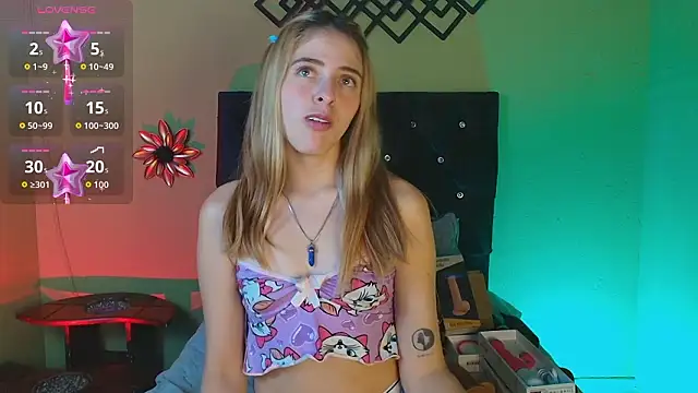 karenwild 1 online show from March 3, 2:01 pm