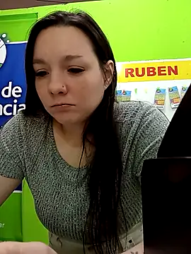 Snapshot of Beesametoda chatting on March 10, 6:46 pm Beesametoda online show from March 10, 6:46 pm