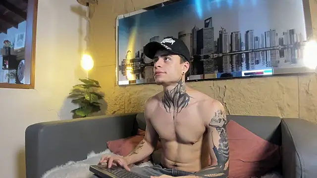 acxel prescot online show from February 5, 7:40 pm