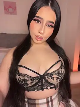 Snapshot of Sofiia_Vegaa chatting on May 17, 1:25 am Sofiia Vegaa online show from May 17, 1:25 am