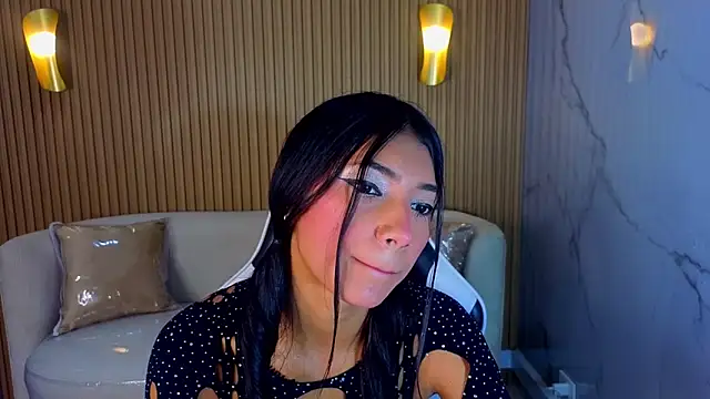 Perla Moon Tx online show from March 6, 12:23 pm