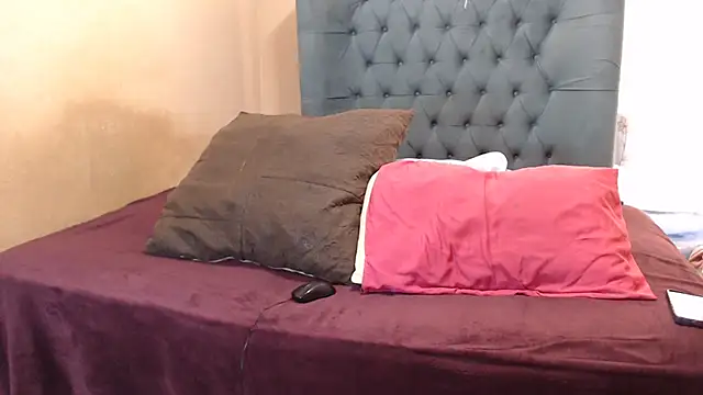 ChubbyBustyX online show from May 23, 9:13 am
