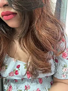 riya sharma11 online show from April 24, 5:43 am