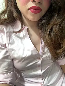 riya sharma11 online show from May 1, 7:29 pm