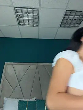 BadLilAngelXXX online show from July 27, 1:18 pm