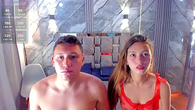 Snapshot of Manson_and_Zoe chatting on March 6, 11:17 am Manson and Zoe online show from March 6, 11:17 am