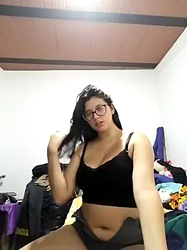 Dahlia-Rose online show from March 7, 2:08 am