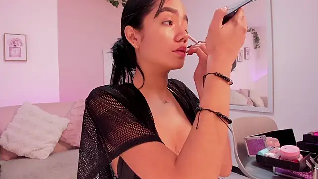 Mila jenner online show from March 10, 12:54 pm