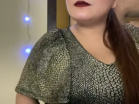 Hersheykaur online show from February 25, 6:17 pm