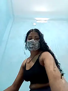 hotcoolcool2 online show from March 15, 4:29 am