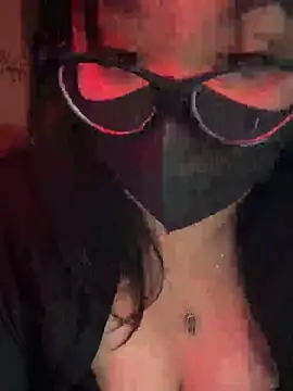 HaleyKin online show from March 11, 4:57 pm