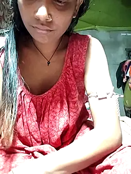 Snapshot of Sweet-runi chatting on June 16, 2:19 pm Sweet-runi online show from June 16, 2:19 pm