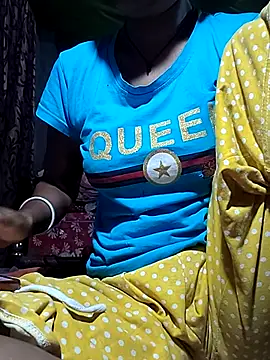 Snapshot of Sweet-runi chatting on June 26, 2:38 am Sweet-runi online show from June 26, 2:38 am