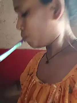 Snapshot of Sweet-runi chatting on July 20, 4:16 am Sweet-runi online show from July 20, 4:16 am