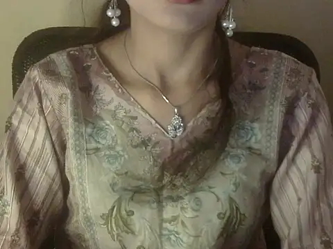 Mehaak  online show from May 7, 6:52 am