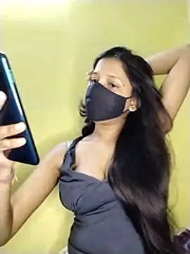 Naina-hott online show from May 8, 6:57 pm
