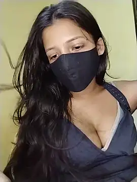 Naina-hott online show from May 12, 7:11 pm