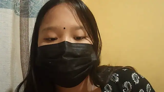 PRENCY CUTE online show from May 2, 4:34 pm