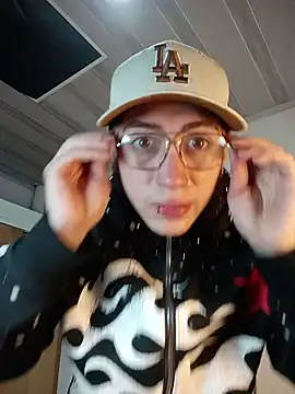 Emmanuel Lust online show from March 4, 12:22 pm