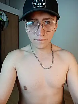 Emmanuel Lust online show from March 12, 1:39 pm