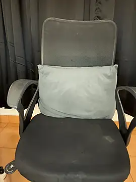 Shreenn online show from March 11, 5:08 pm