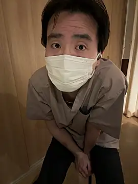 Snapshot of shizuku-kun211 chatting on April 8, 4:29 pm shizuku-kun211 online show from April 8, 4:29 pm