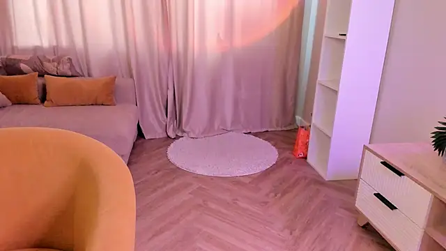 MariamGravert online show from February 13, 6:42 am