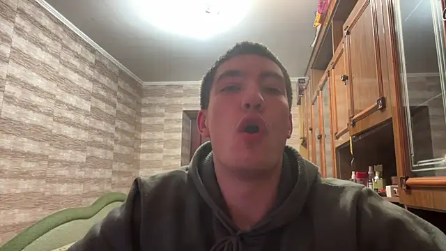 MoonlightVera online show from March 10, 5:29 pm