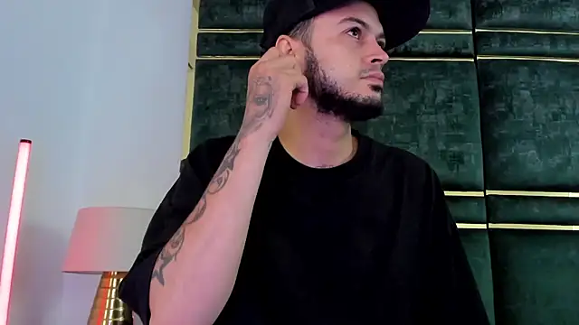 GaelyCoral online show from March 15, 11:38 am