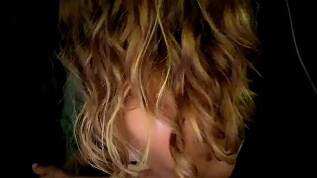 JadeAlexis403 online show from July 29, 9:24 pm