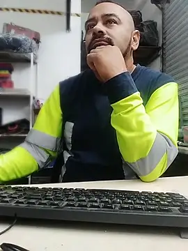 OMARMEX1 online show from June 1, 3:58 pm