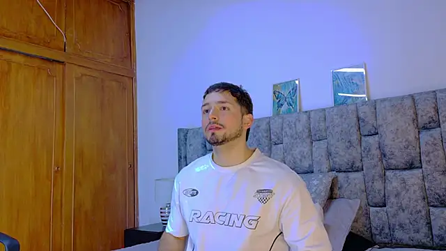 NICK MOSS  online show from March 15, 1:06 pm