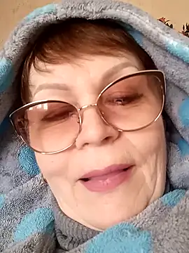 SophieBurns online show from March 1, 10:06 am