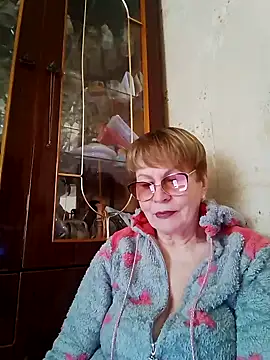 SophieBurns online show from May 4, 11:39 am
