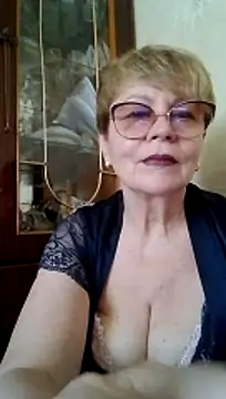 SophieBurns online show from July 4, 10:54 am