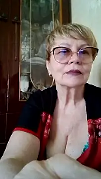 SophieBurns online show from July 13, 10:29 am