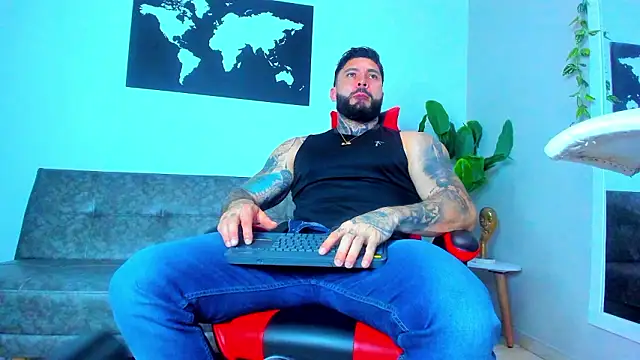 Alessrose online show from March 1, 7:27 pm