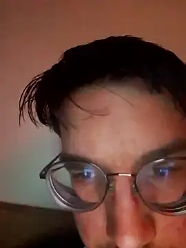 Snapshot of 19cmgrosserschwanz chatting on April 13, 8:03 pm 19cmgrosserschwanz online show from April 13, 8:03 pm