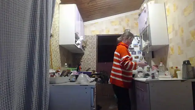 Snapshot of EliciaKush chatting on March 12, 5:19 pm EliciaKush online show from March 12, 5:19 pm