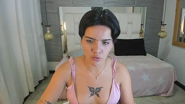 Snapshot of Thaliaa_Lopez chatting on March 8, 6:39 am Thaliaa Lopez online show from March 8, 6:39 am