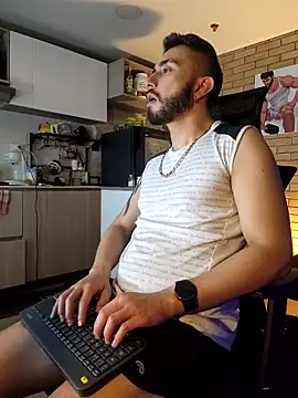 dave wolf7 online show from February 12, 12:16 am