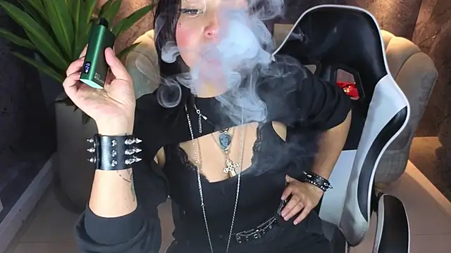 Lisa Doll Tx online show from March 14, 7:52 pm