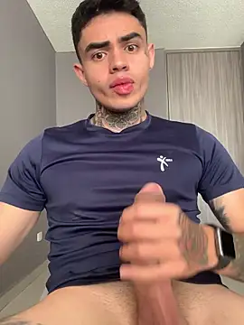 Snapshot of JacobVegas chatting on June 23, 6:39 pm JacobVegas online show from June 23, 6:39 pm