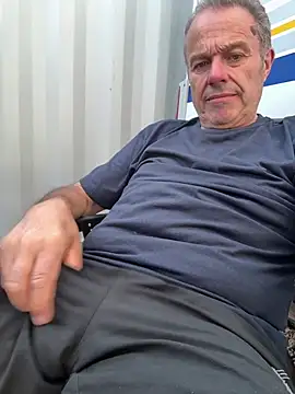 Im1208 online show from July 13, 5:38 pm